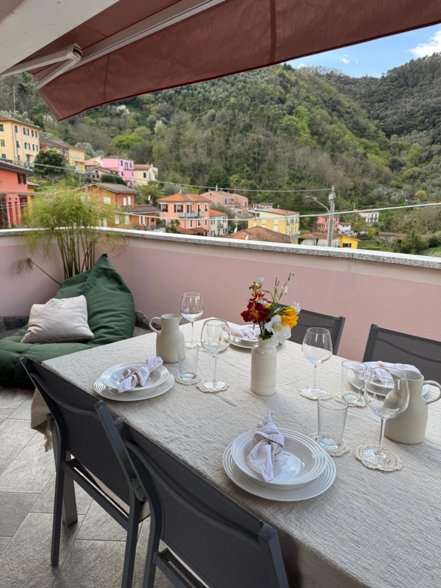 La Tra Cinque Terre E Versilia Holiday home *