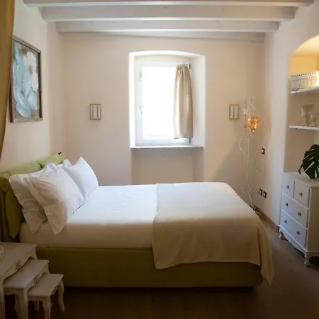 Casa Vacanze La Villetta Tra Cinque Terre E Versilia Ameglia Exterior photo