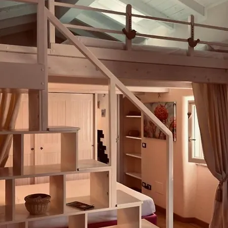 Casa Vacanze La Villetta Tra Cinque Terre E Versilia Ameglia Exterior photo